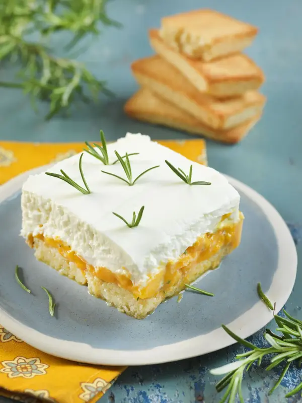 Tiramisu aux financiers, beurre amande, pêches et fromage blanc - Recette à Prix Engagés Juillet 2026